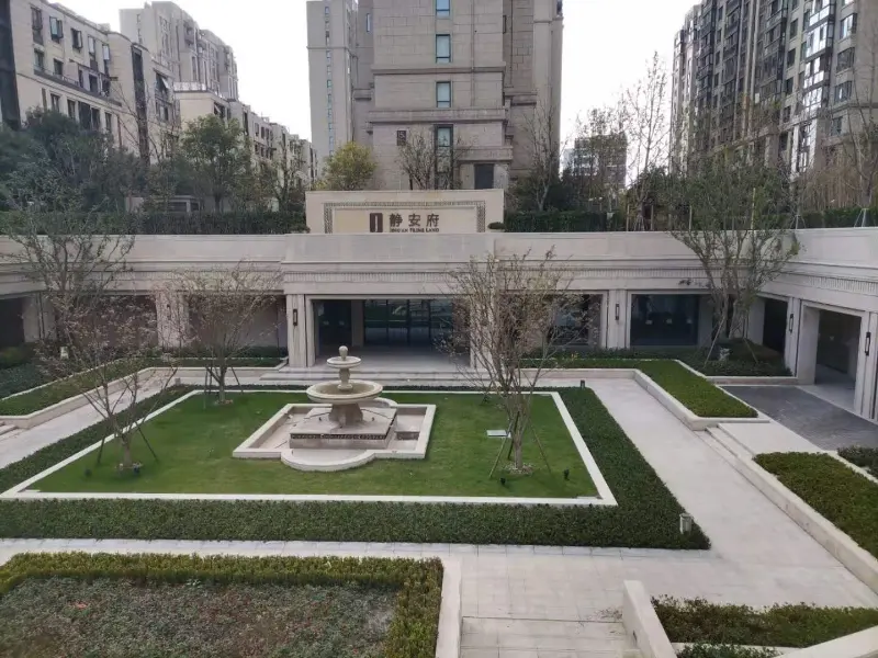 Tepelné čerpadlo Blueway podporuje projekt krytého bazéna Shanghai Jing'an Mansion s efektívnym riešením konštantnej teploty